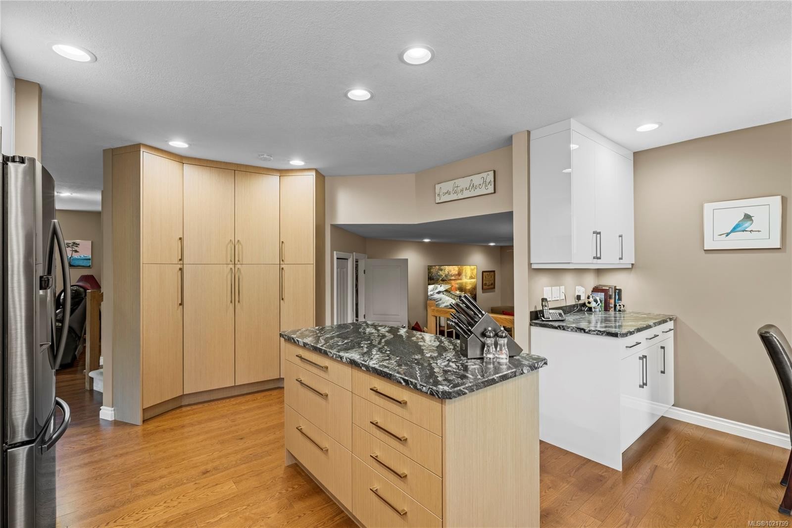 779 Mulholland Dr, Parksville, BC