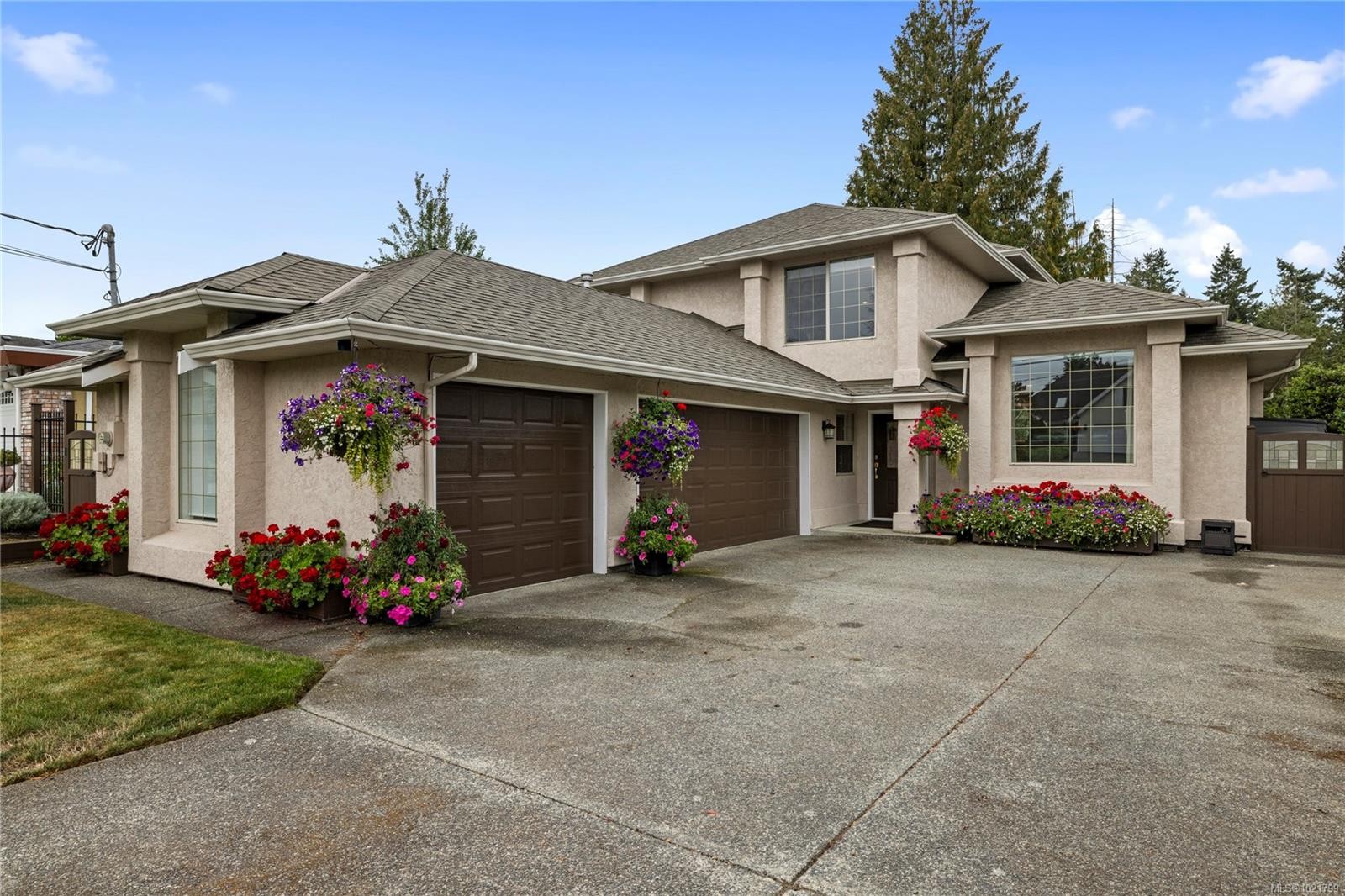 779 Mulholland Dr, Parksville, BC