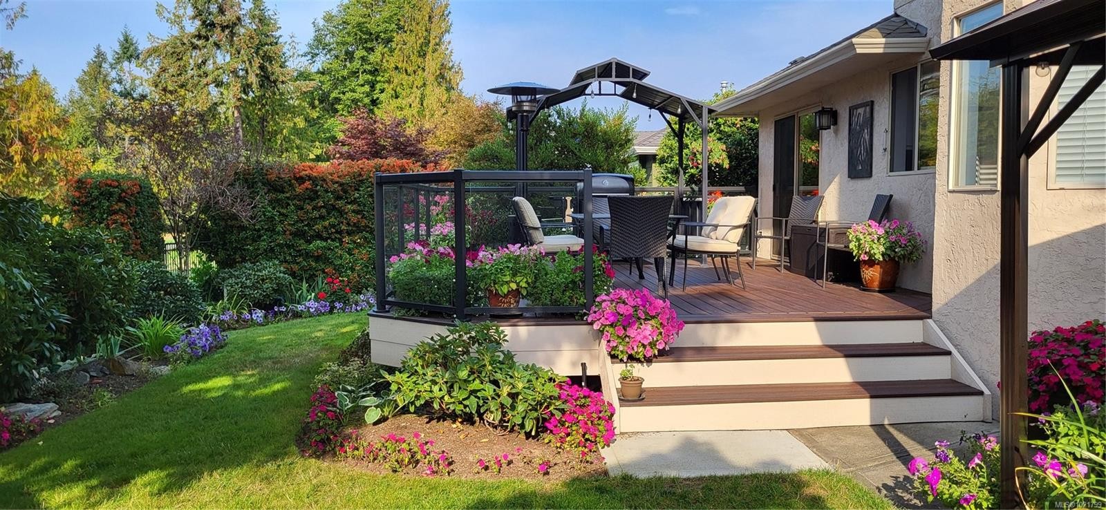 779 Mulholland Dr, Parksville, BC