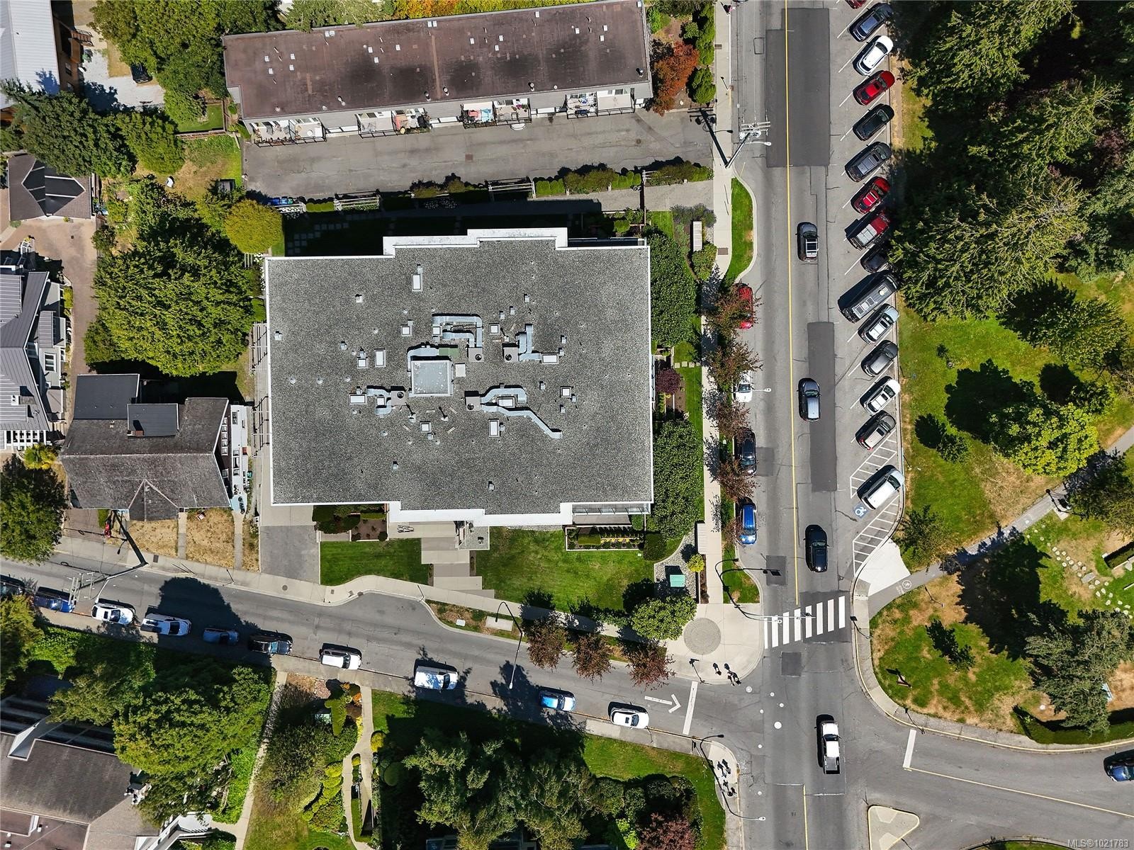 101-200 Douglas St, Victoria, BC - Outdoor With View