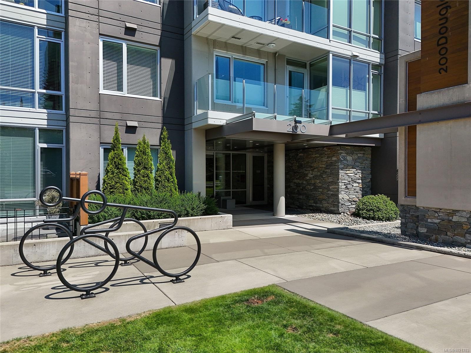 101-200 Douglas St, Victoria, BC - Outdoor