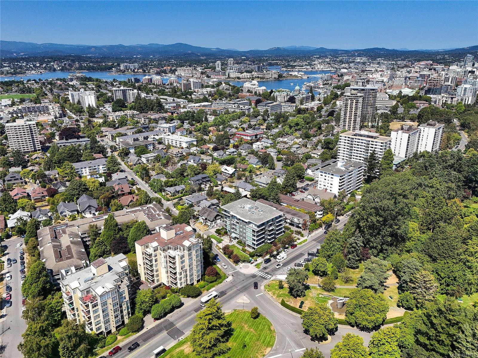 101-200 Douglas St, Victoria, BC - Outdoor With View