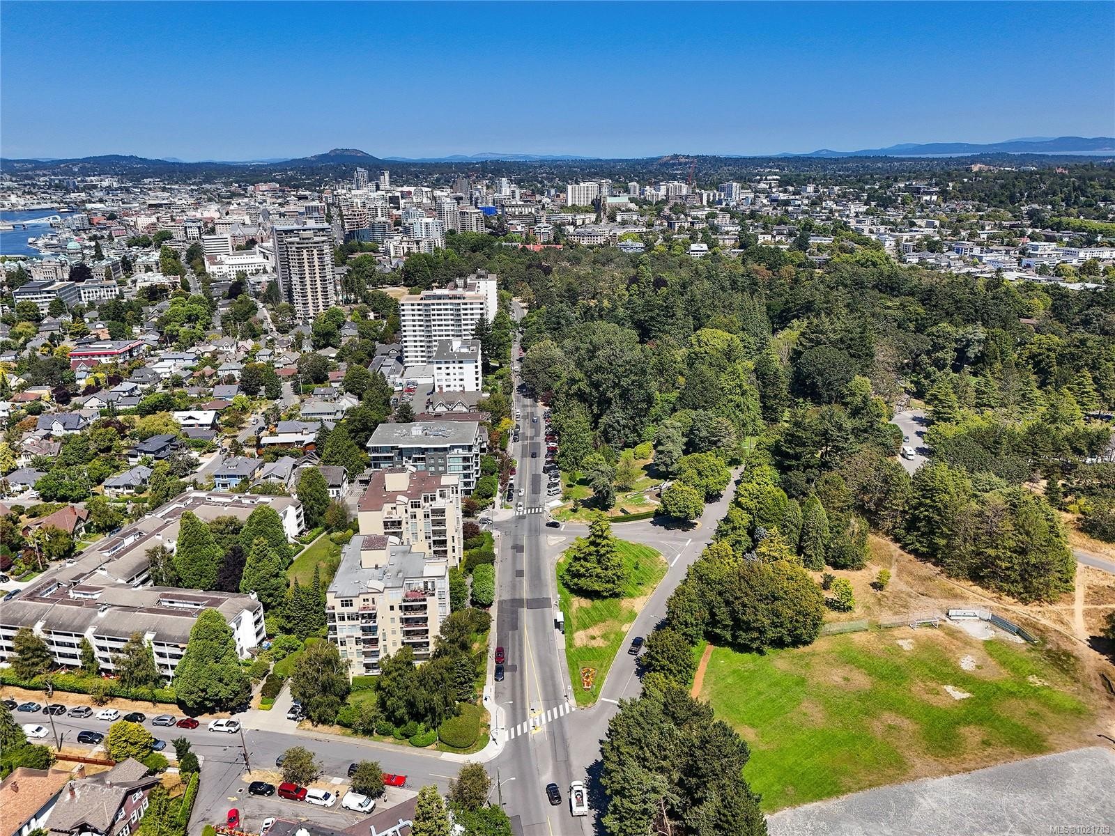 101-200 Douglas St, Victoria, BC - Outdoor With View