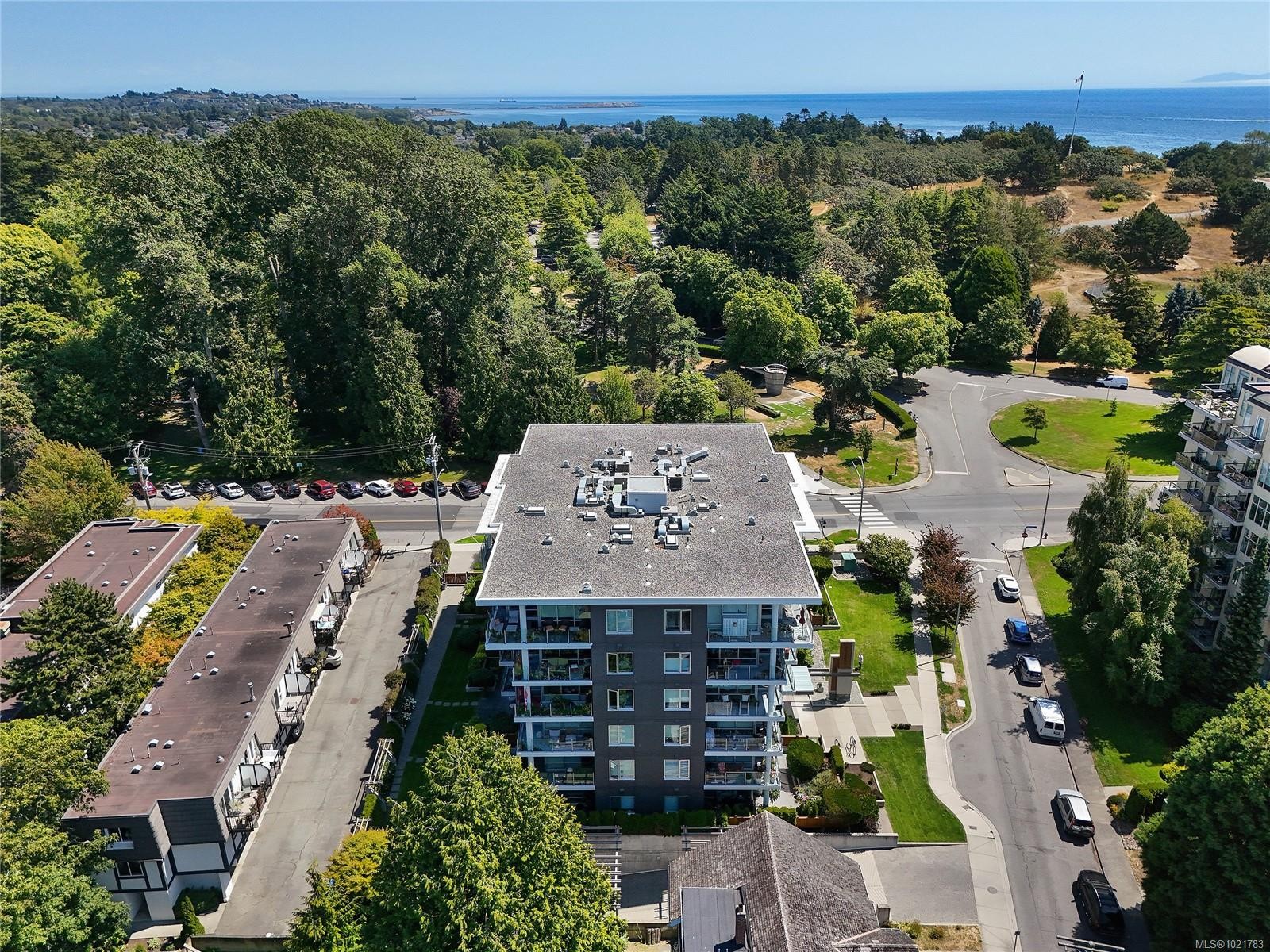 101-200 Douglas St, Victoria, BC - Outdoor With View