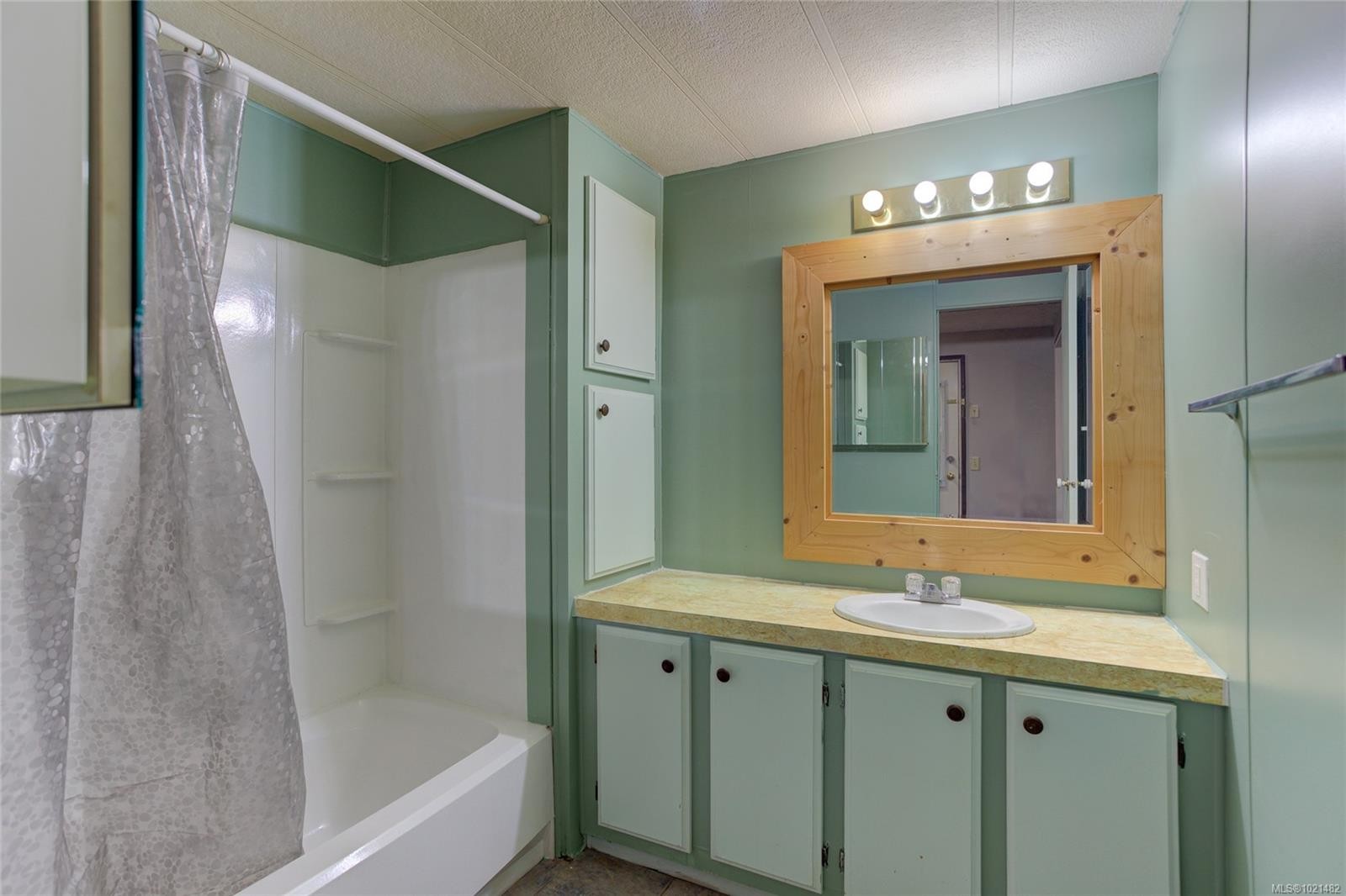 4305 Sunrise Rd, Duncan, BC