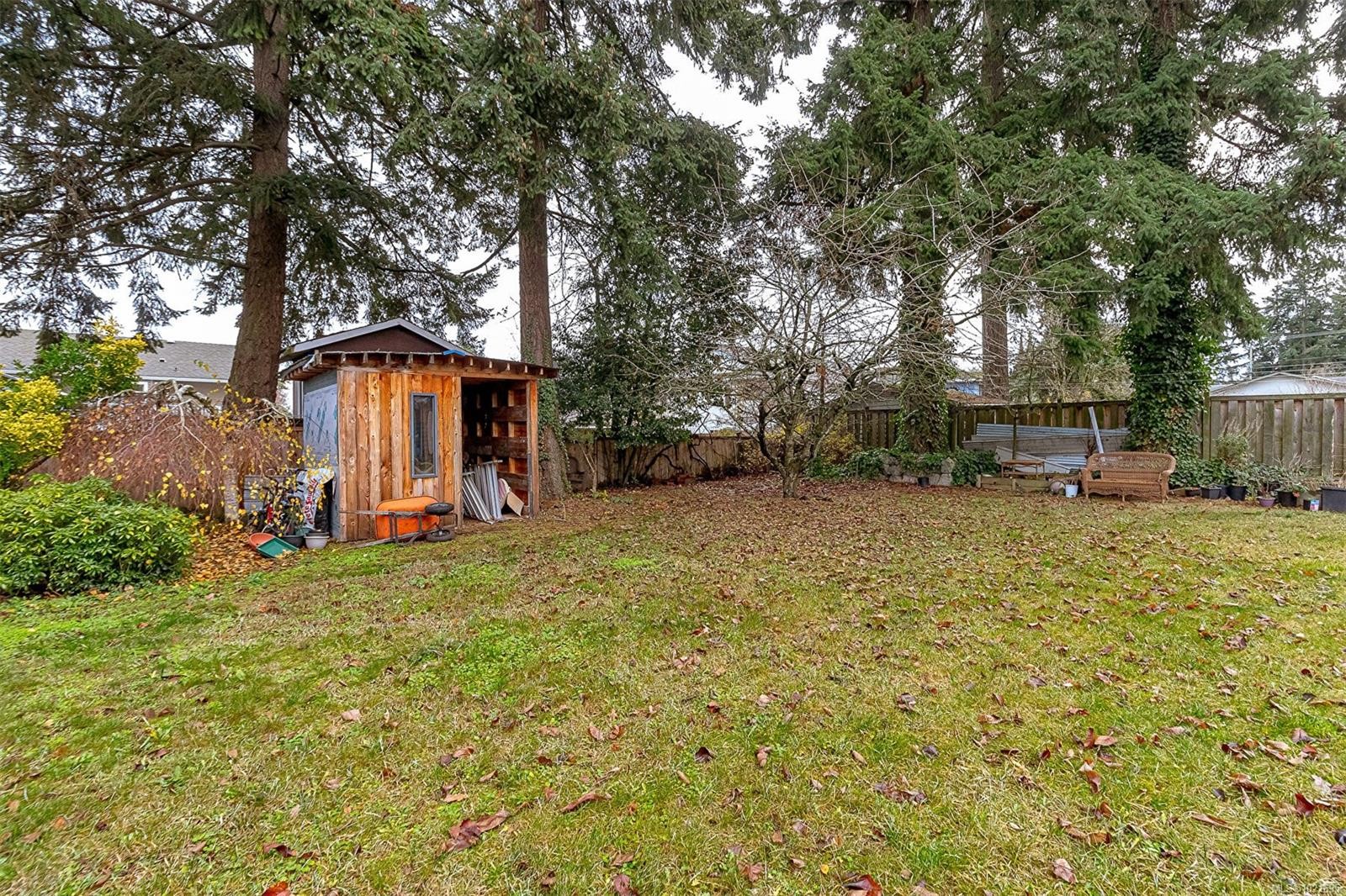 2118 Carmen Rd, Nanaimo, BC