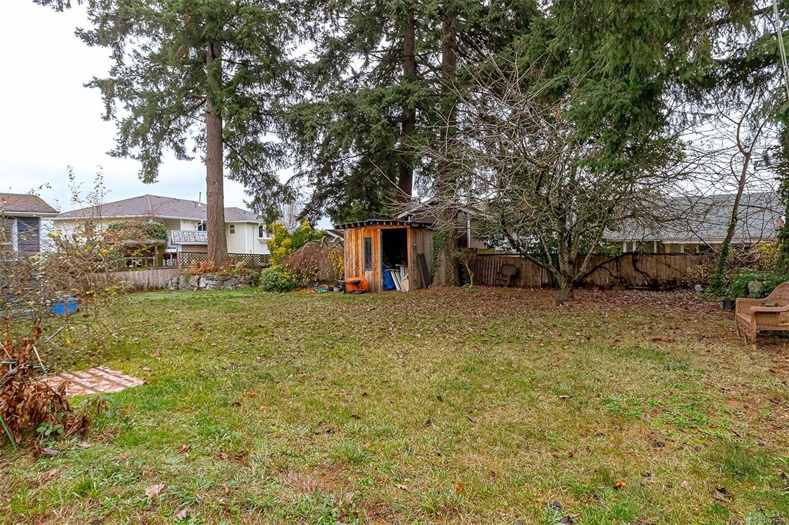 2118 Carmen Rd, Nanaimo, BC