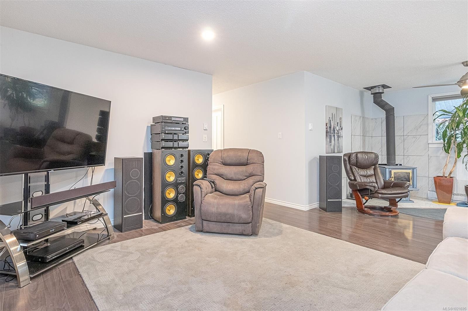 2118 Carmen Rd, Nanaimo, BC