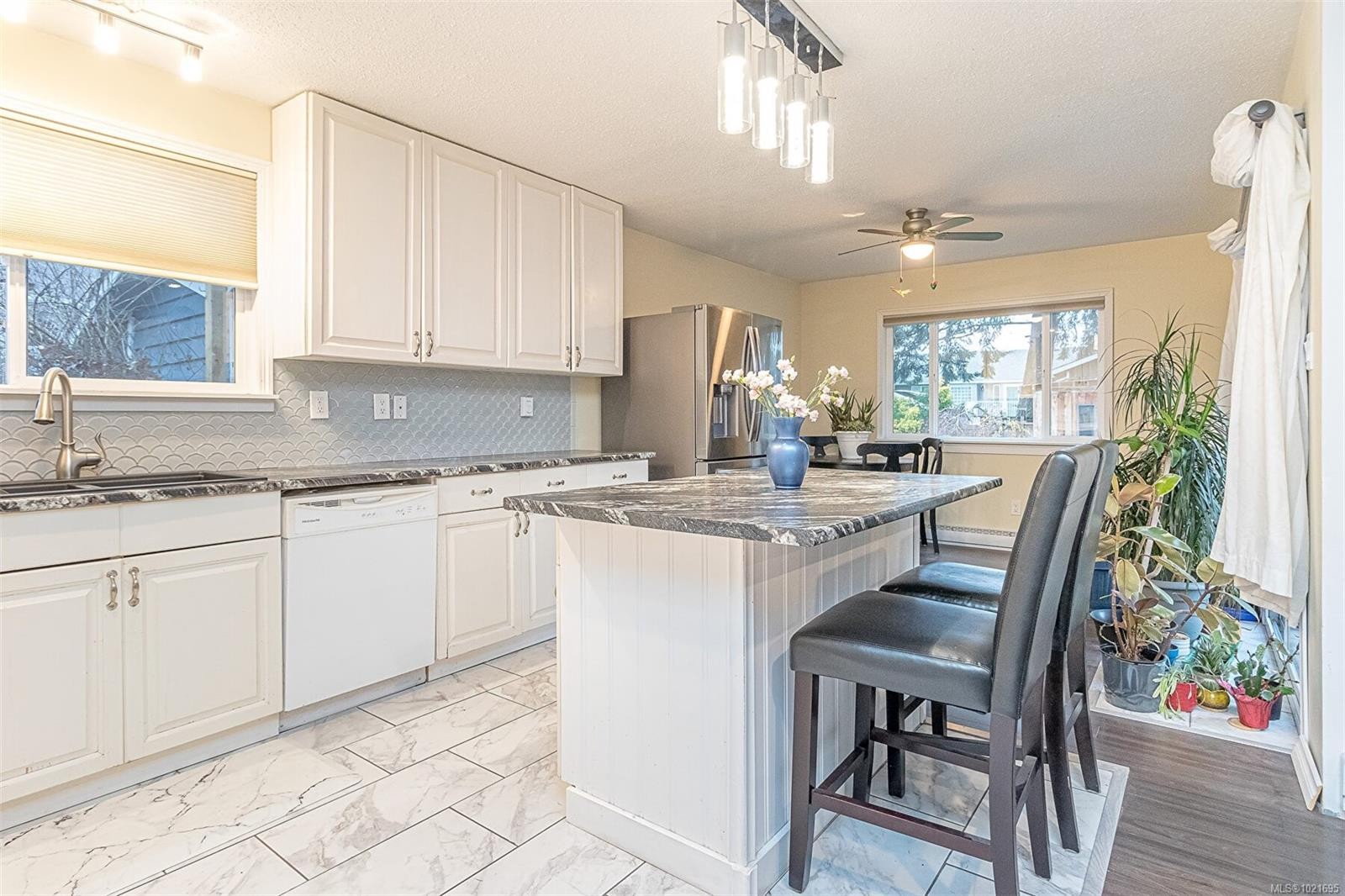 2118 Carmen Rd, Nanaimo, BC