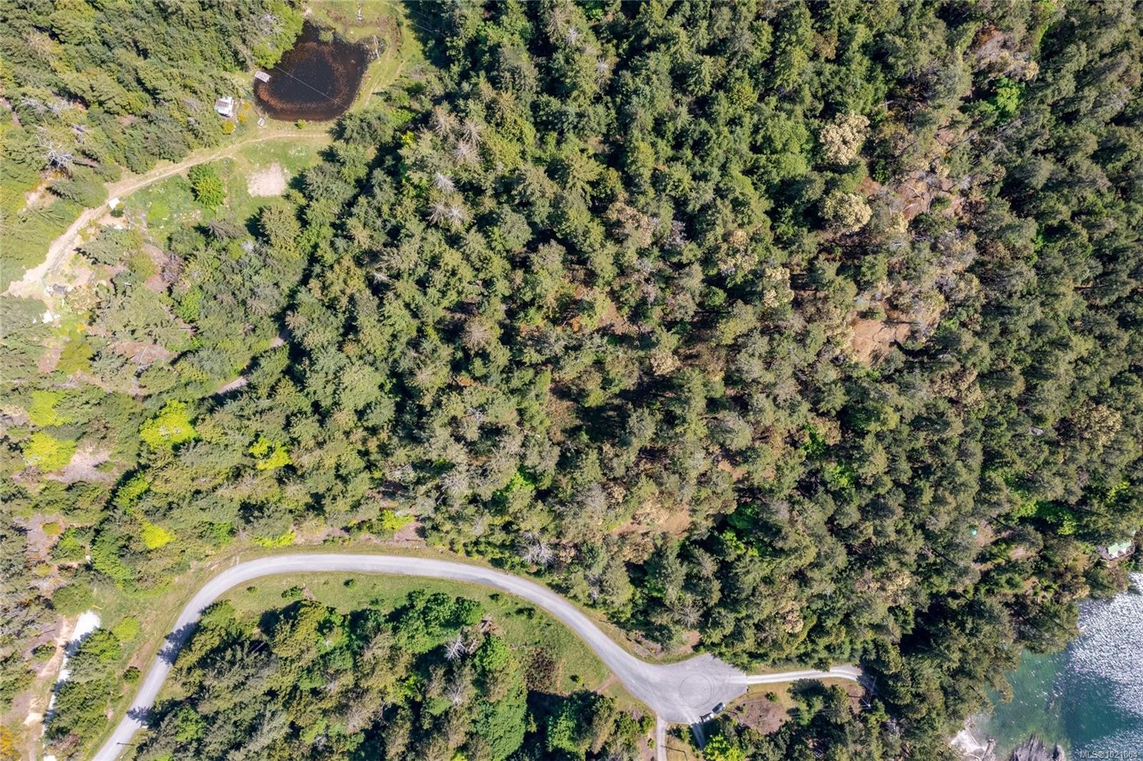 8804 Ainslie Point Rd, Pender Island, BC