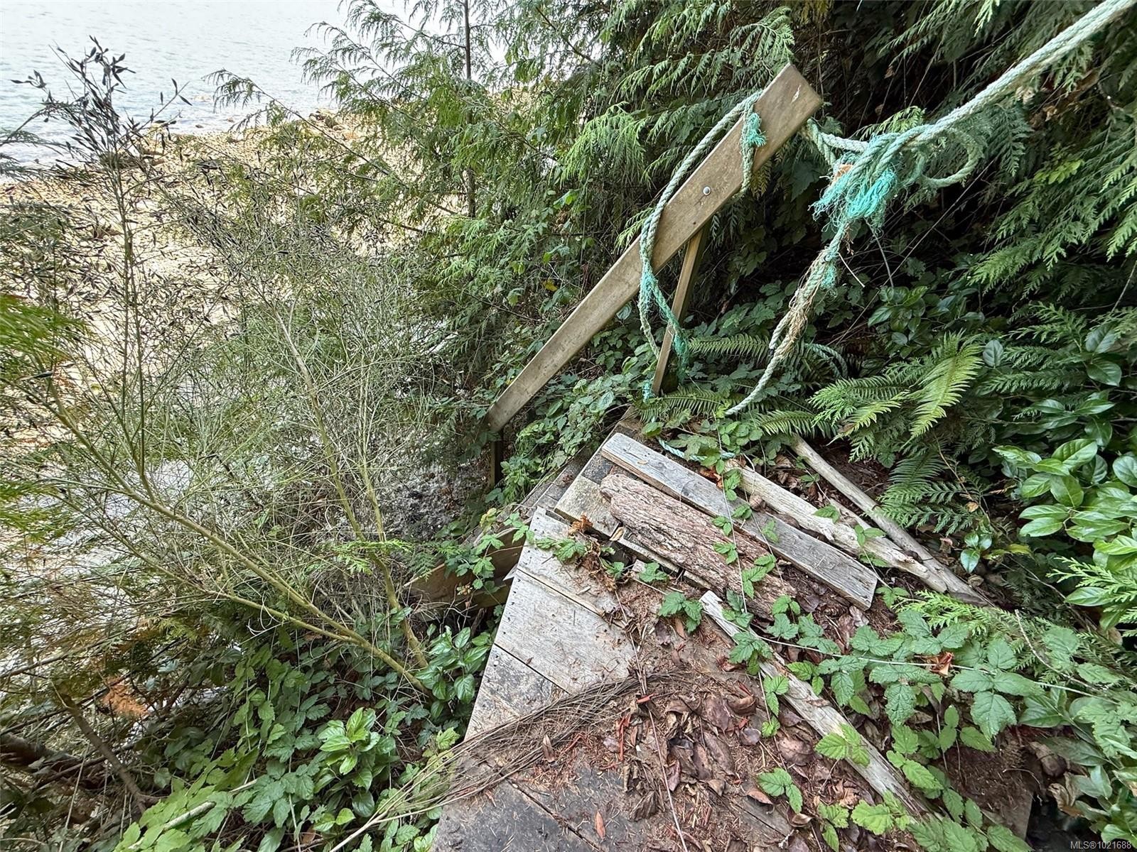 221 Isabella Point Rd, Salt Spring, BC