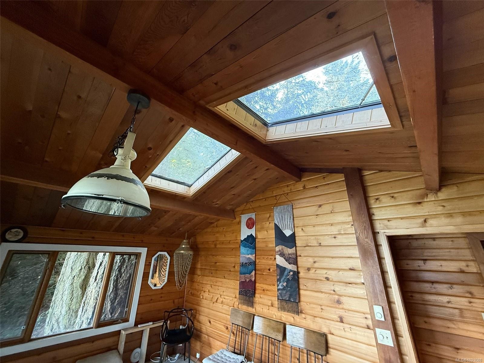 221 Isabella Point Rd, Salt Spring, BC