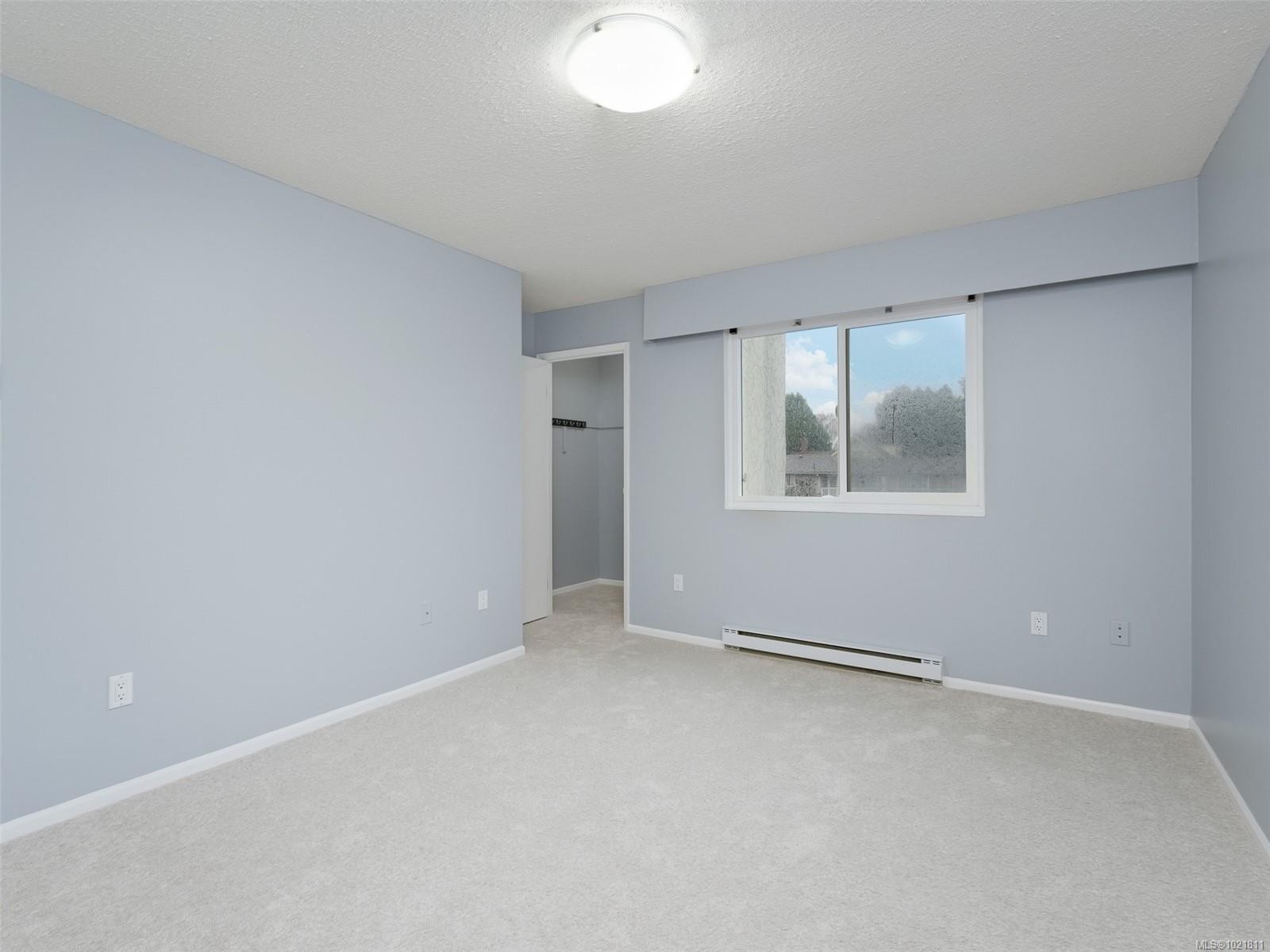 302-859 Carrie St, Esquimalt, BC