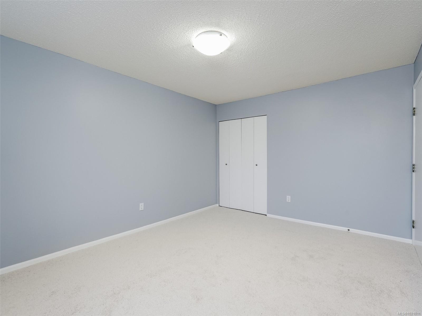 302-859 Carrie St, Esquimalt, BC