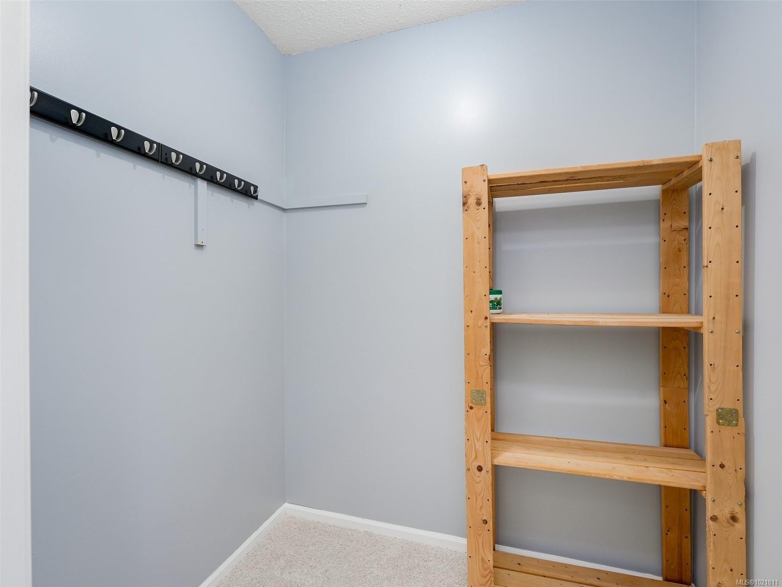 302-859 Carrie St, Esquimalt, BC