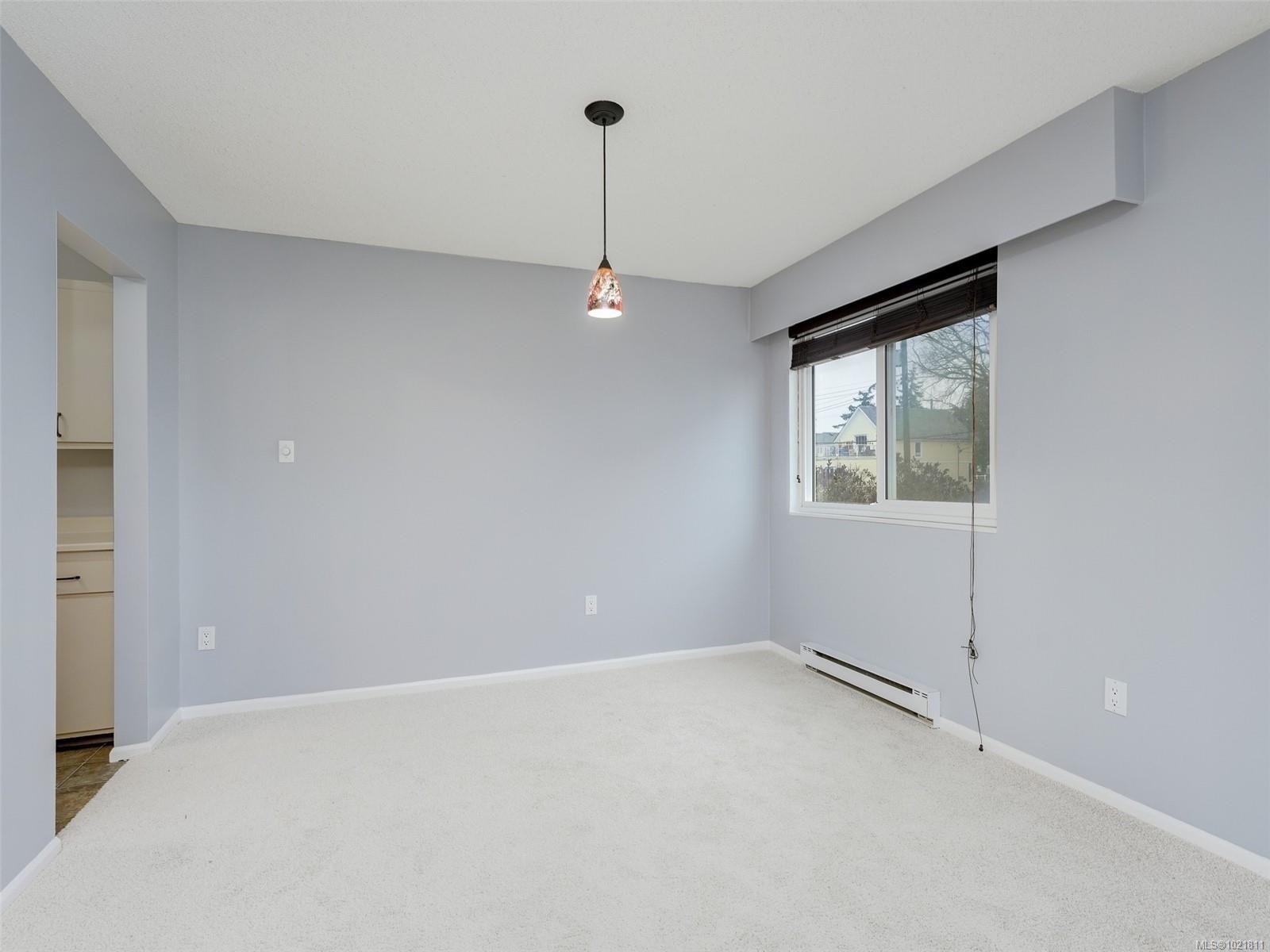 302-859 Carrie St, Esquimalt, BC