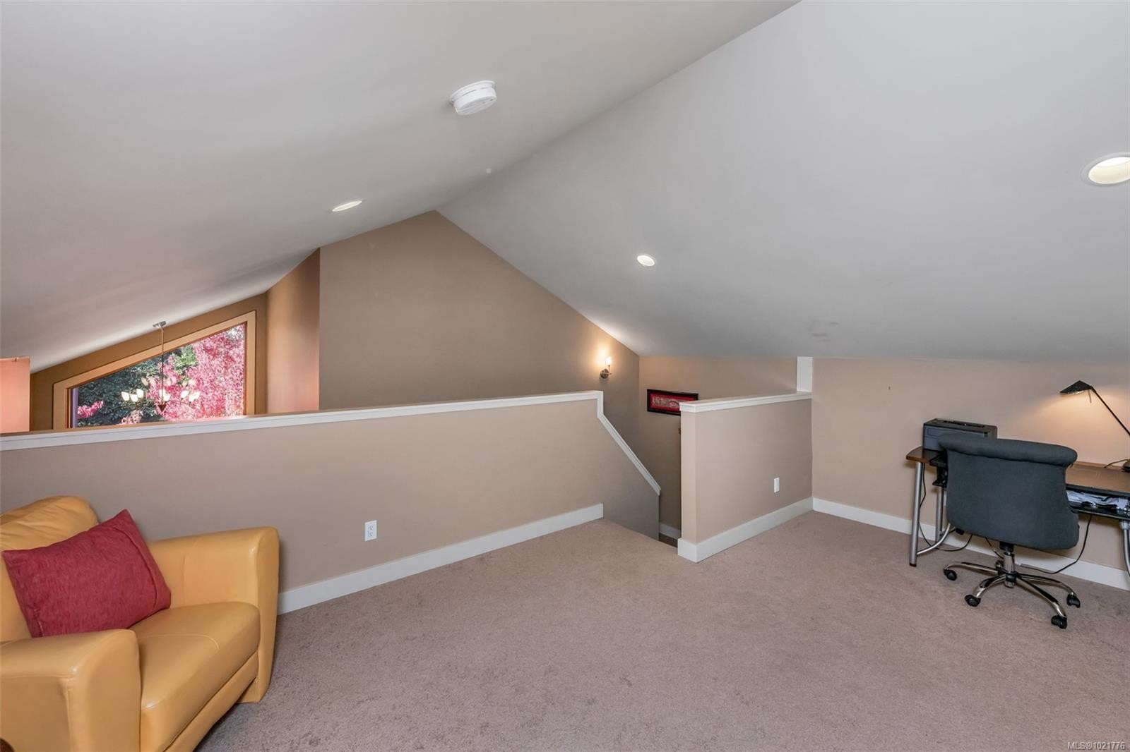 1-630 Brookside Rd, Colwood, BC