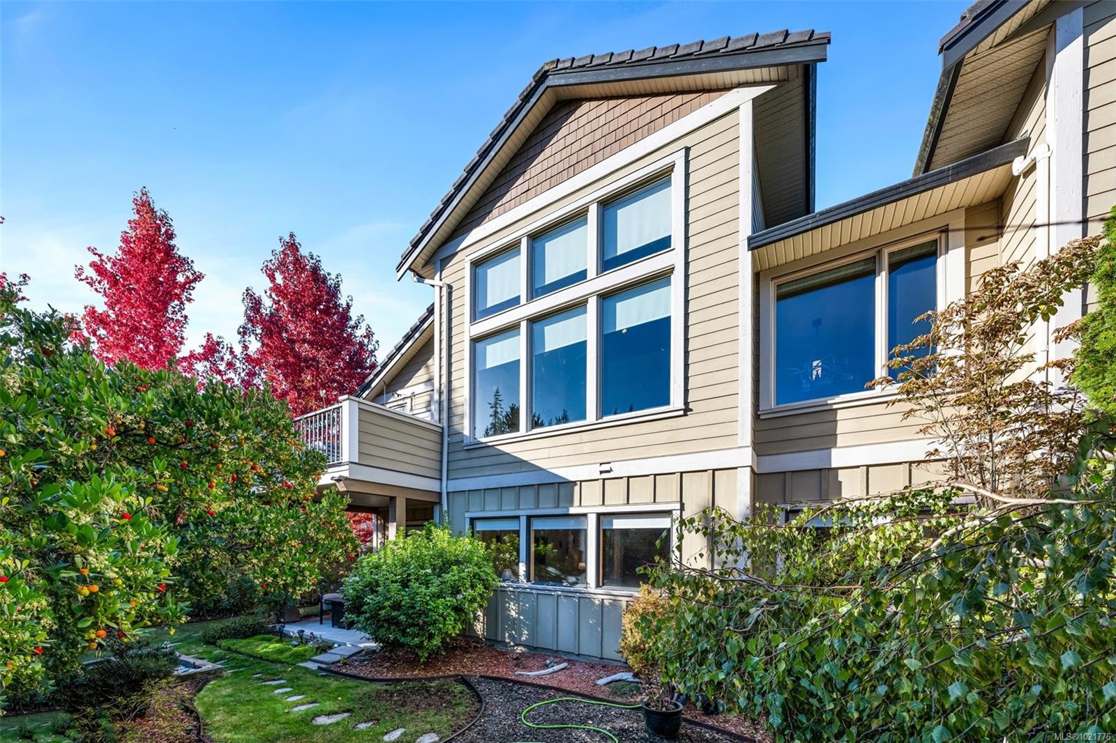 1-630 Brookside Rd, Colwood, BC