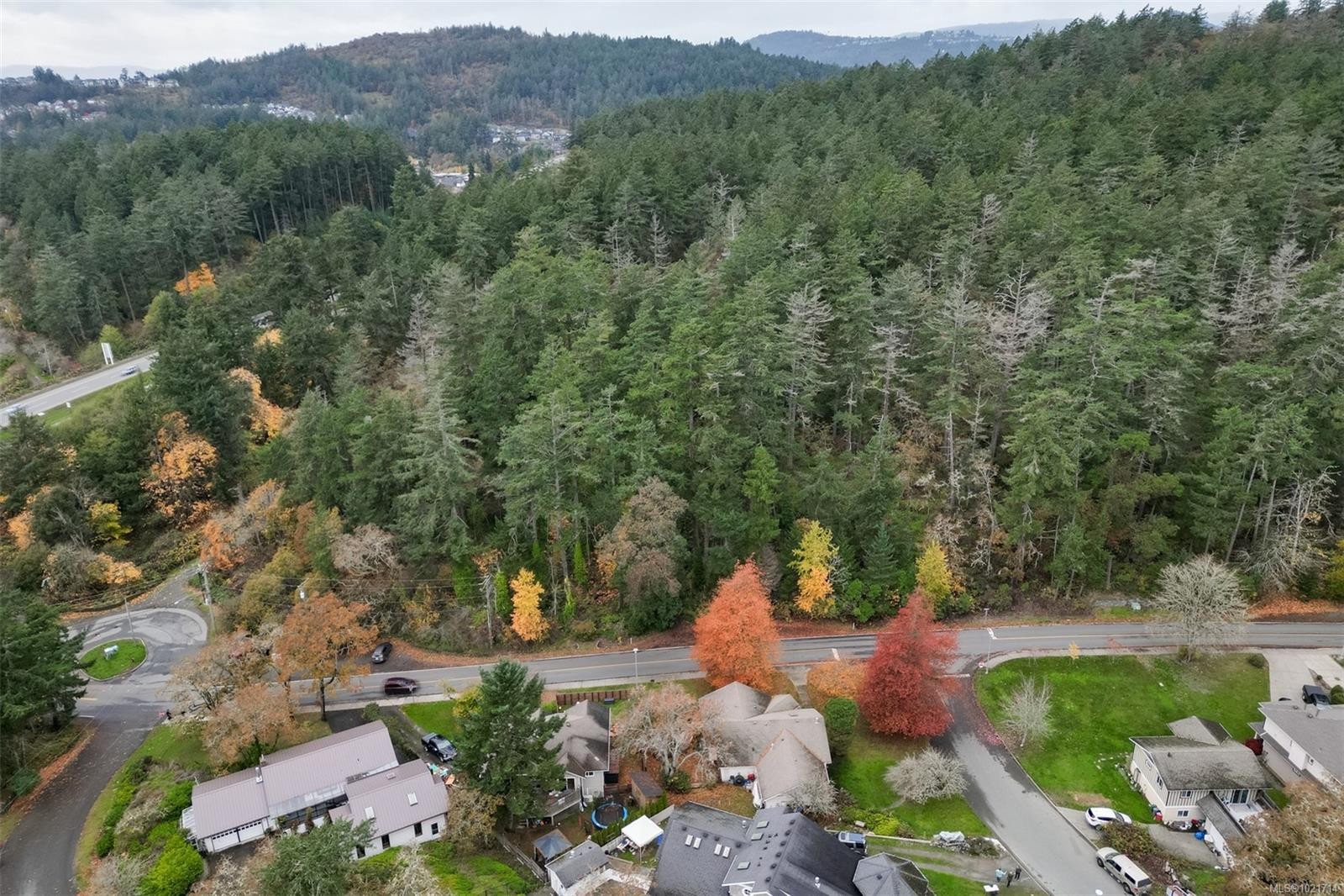 1975 Highland Rd, View Royal, BC