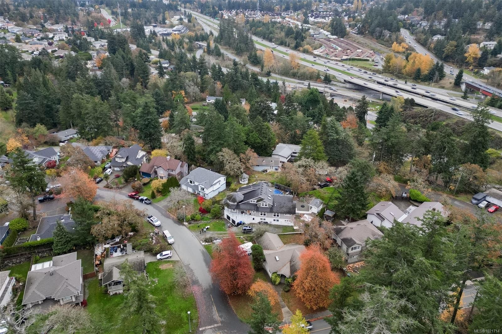 1975 Highland Rd, View Royal, BC