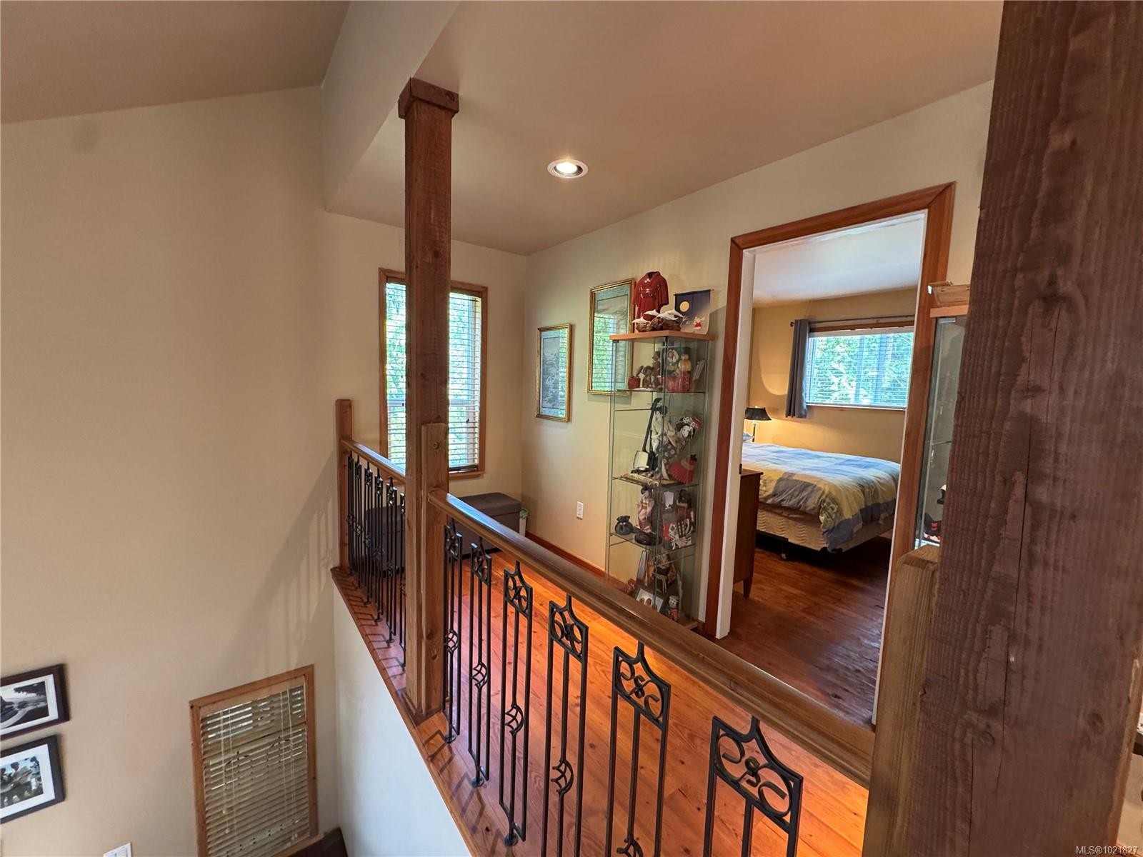 714 Charter Rd, Mayne Island, BC