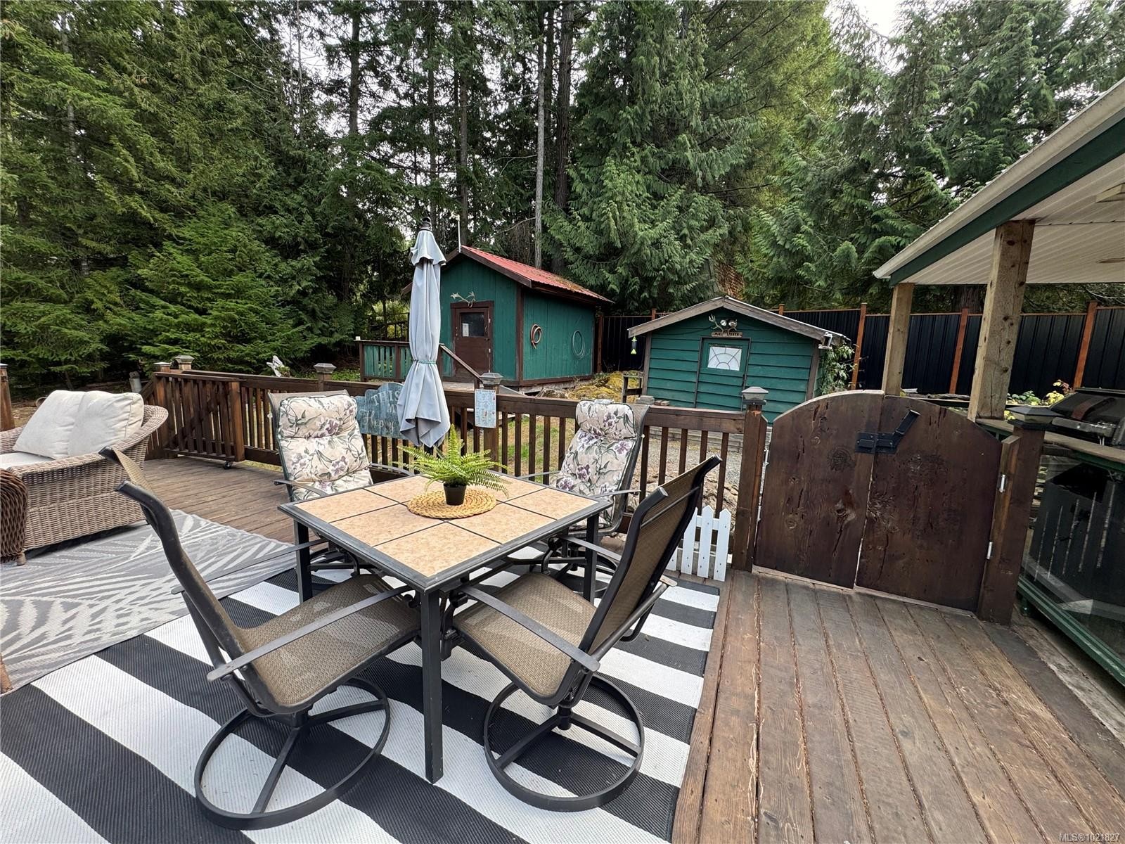 714 Charter Rd, Mayne Island, BC