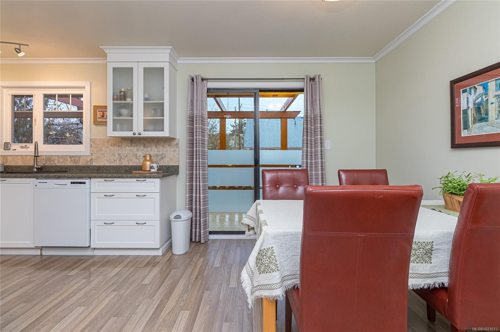 7906 Patterson Rd, Central Saanich, BC