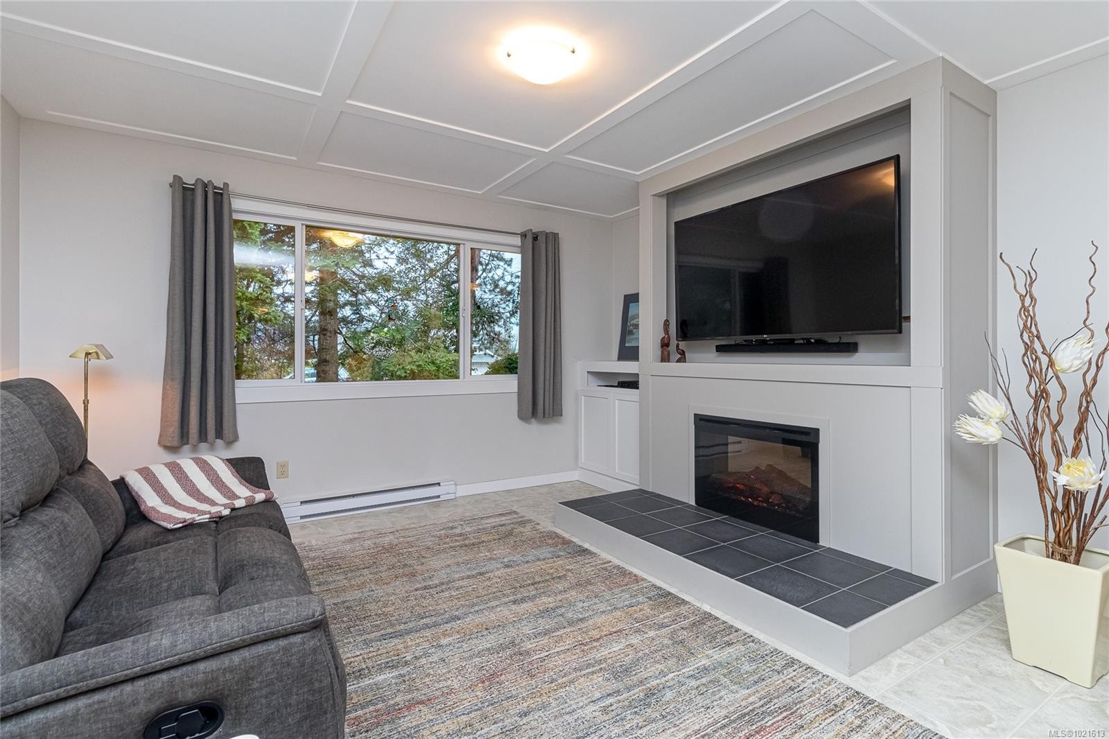 7906 Patterson Rd, Central Saanich, BC