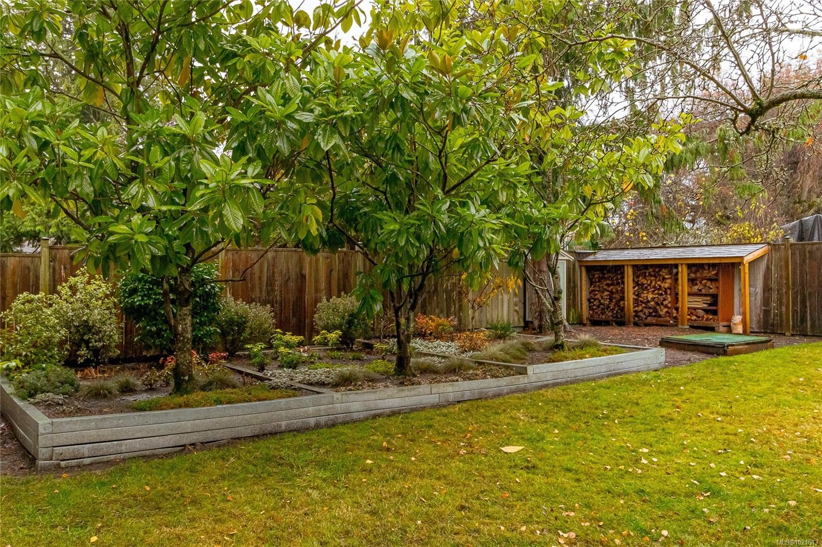 7906 Patterson Rd, Central Saanich, BC