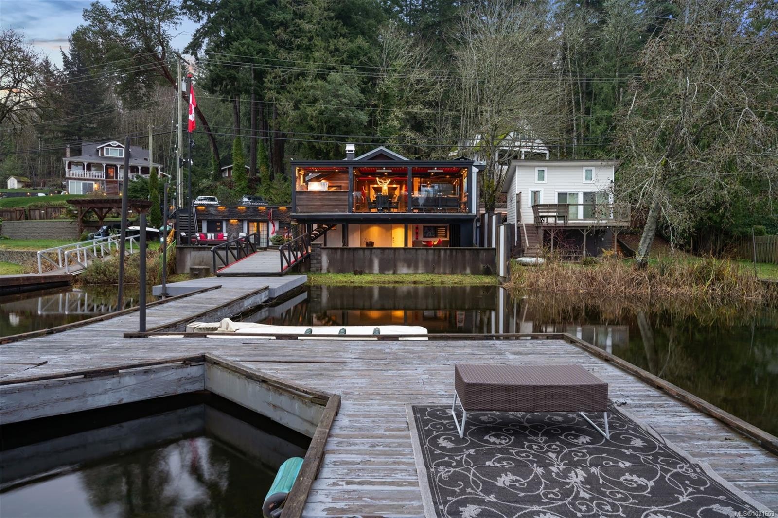 2386 Shawnigan Lake Rd, Shawnigan Lake, BC