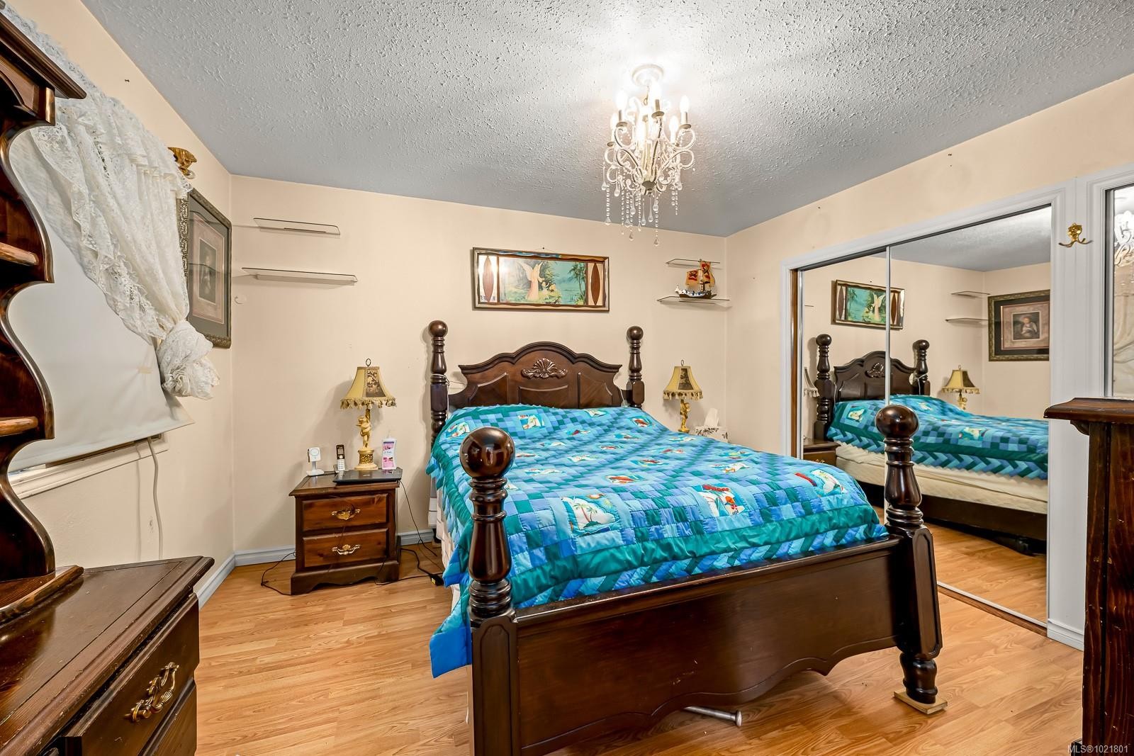 2316B Willemar Ave, Courtenay, BC - Indoor Photo Showing Bedroom