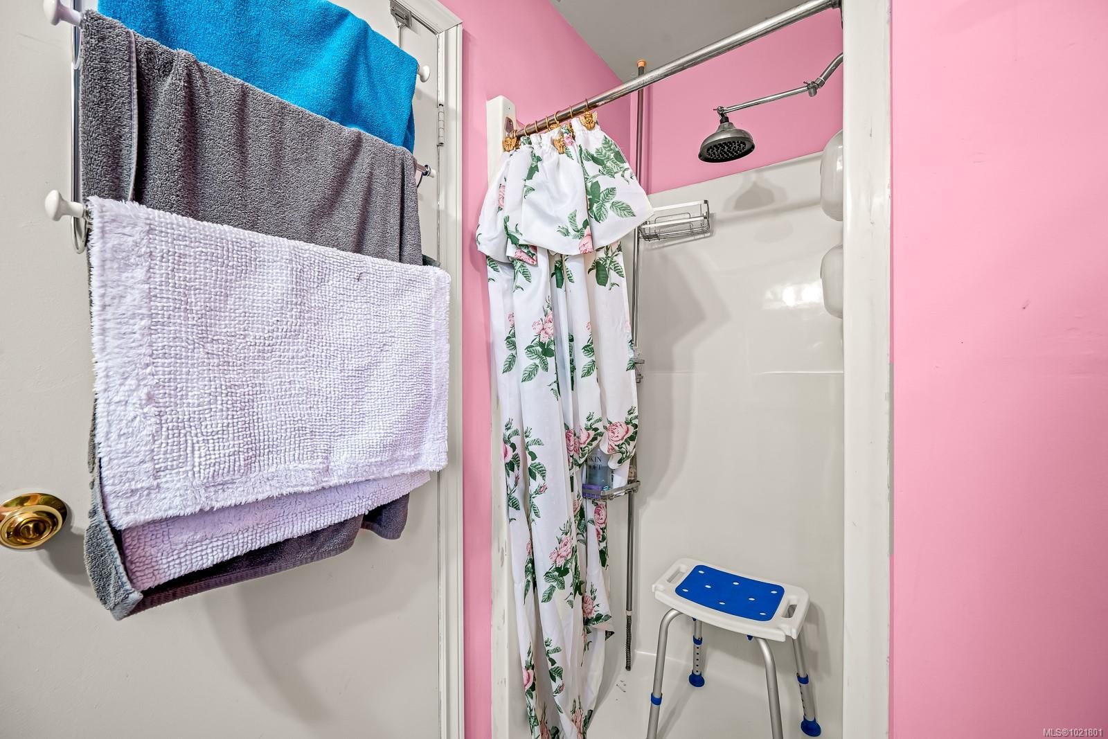 2316B Willemar Ave, Courtenay, BC - Indoor Photo Showing Bathroom