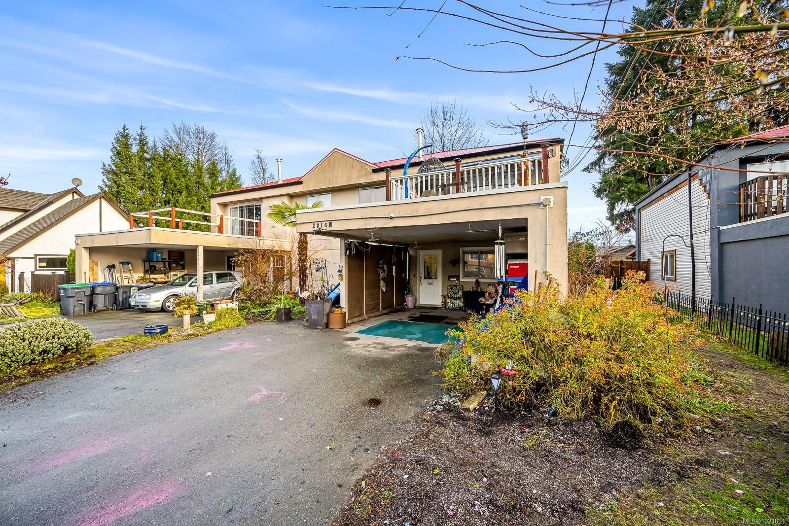 2316B Willemar Ave, Courtenay, BC - Outdoor