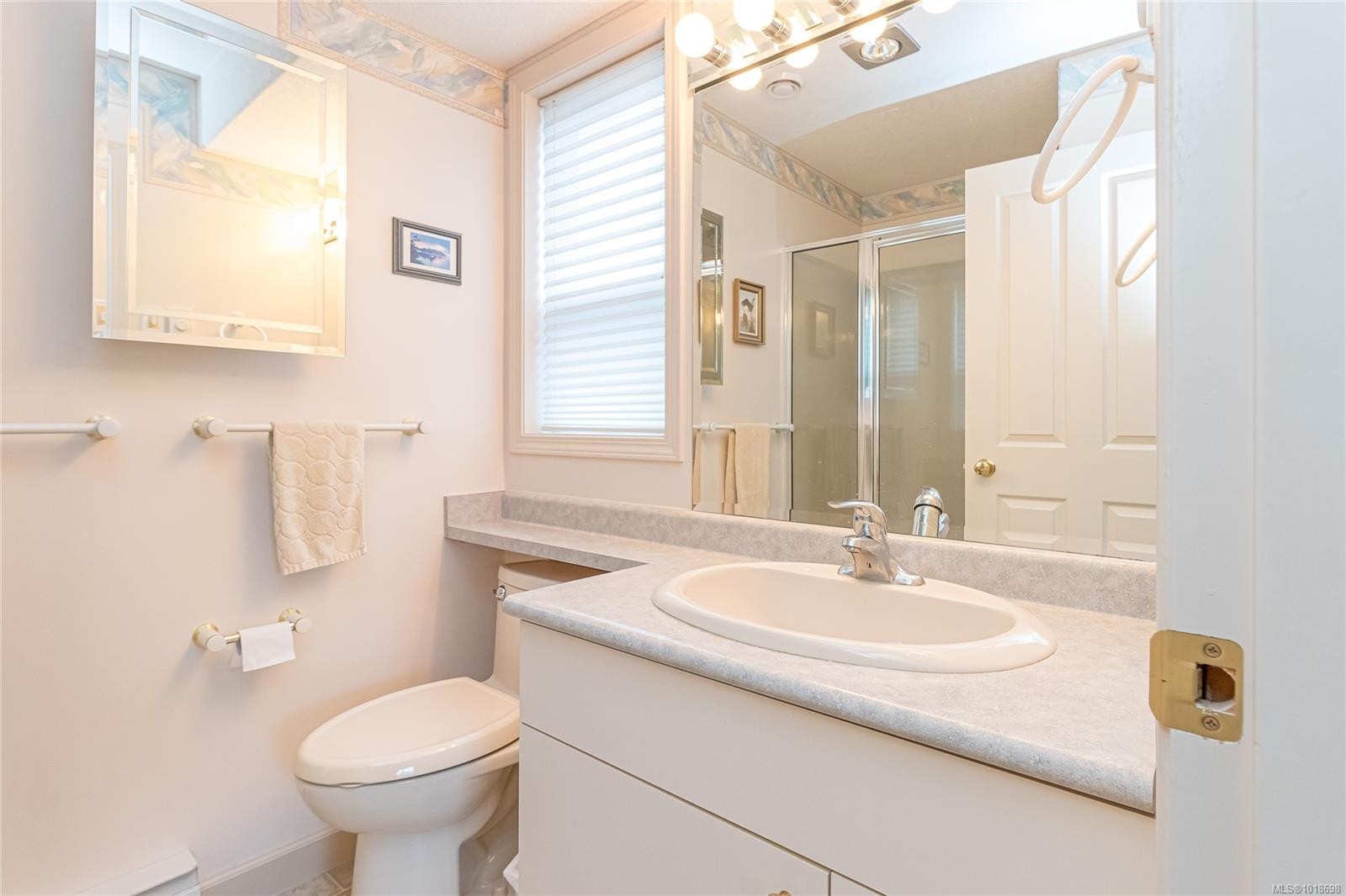 751 Anson Pl, Qualicum Beach, BC