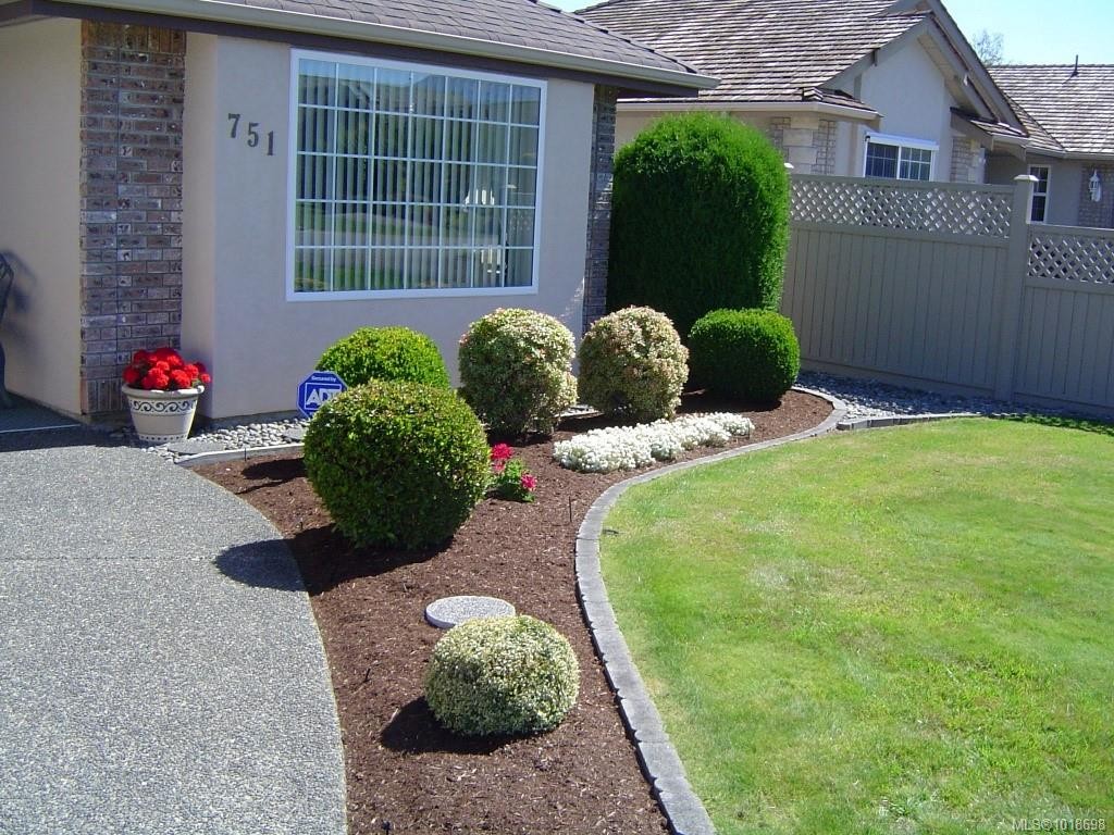 751 Anson Pl, Qualicum Beach, BC