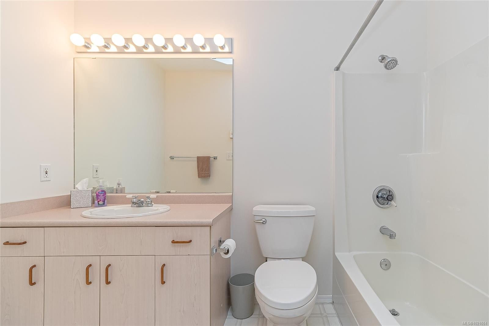 39 Eagle Lane, View Royal, BC