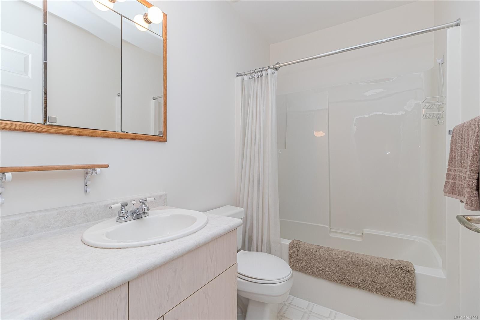 39 Eagle Lane, View Royal, BC