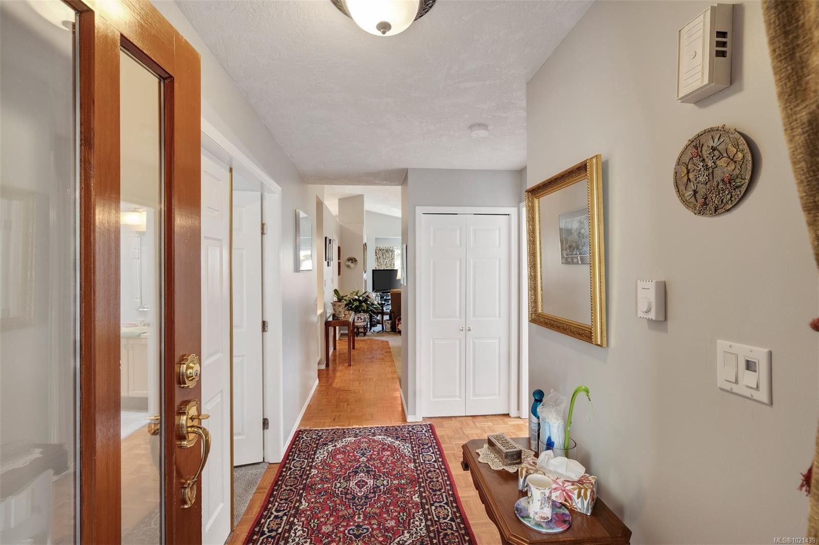 22-901 Kentwood Lane, Saanich, BC