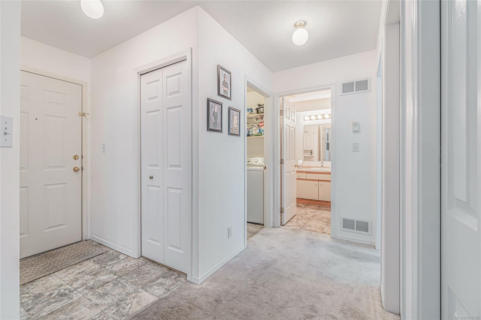 203-435 Morison Ave, Parksville, BC - Indoor Photo Showing Other Room