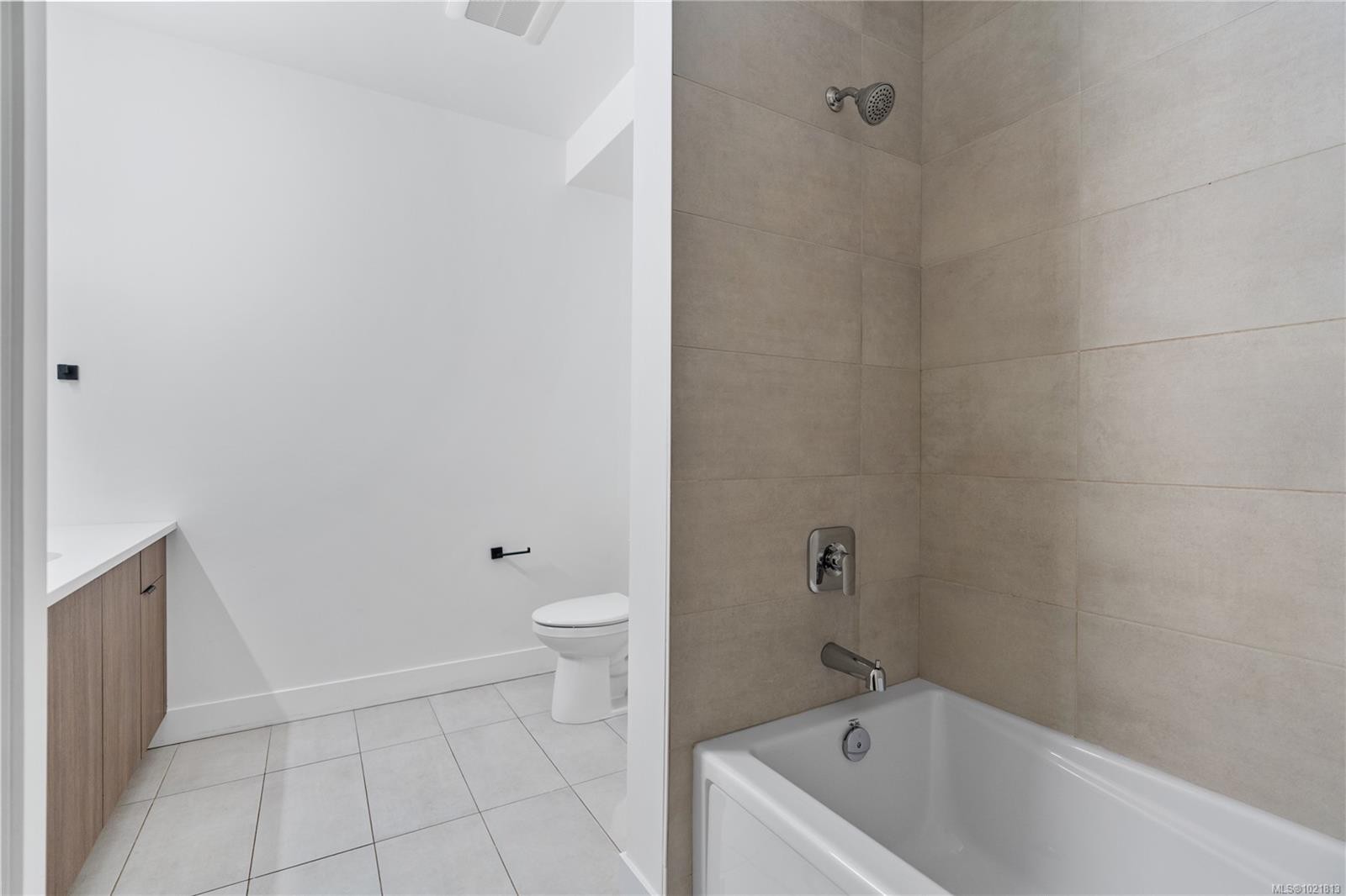 8-2330 Sooke Rd, Colwood, BC