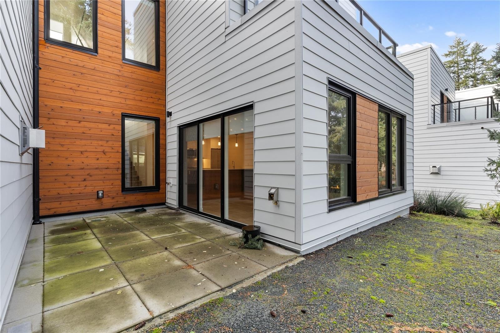 8-2330 Sooke Rd, Colwood, BC