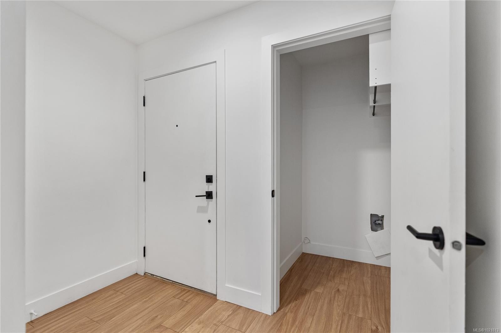 8-2330 Sooke Rd, Colwood, BC