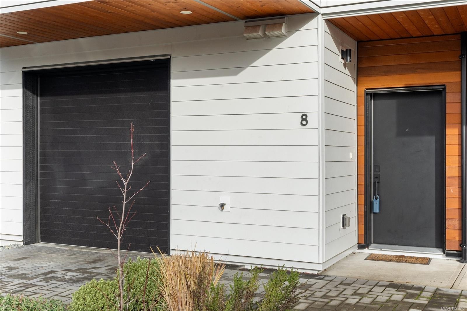 8-2330 Sooke Rd, Colwood, BC