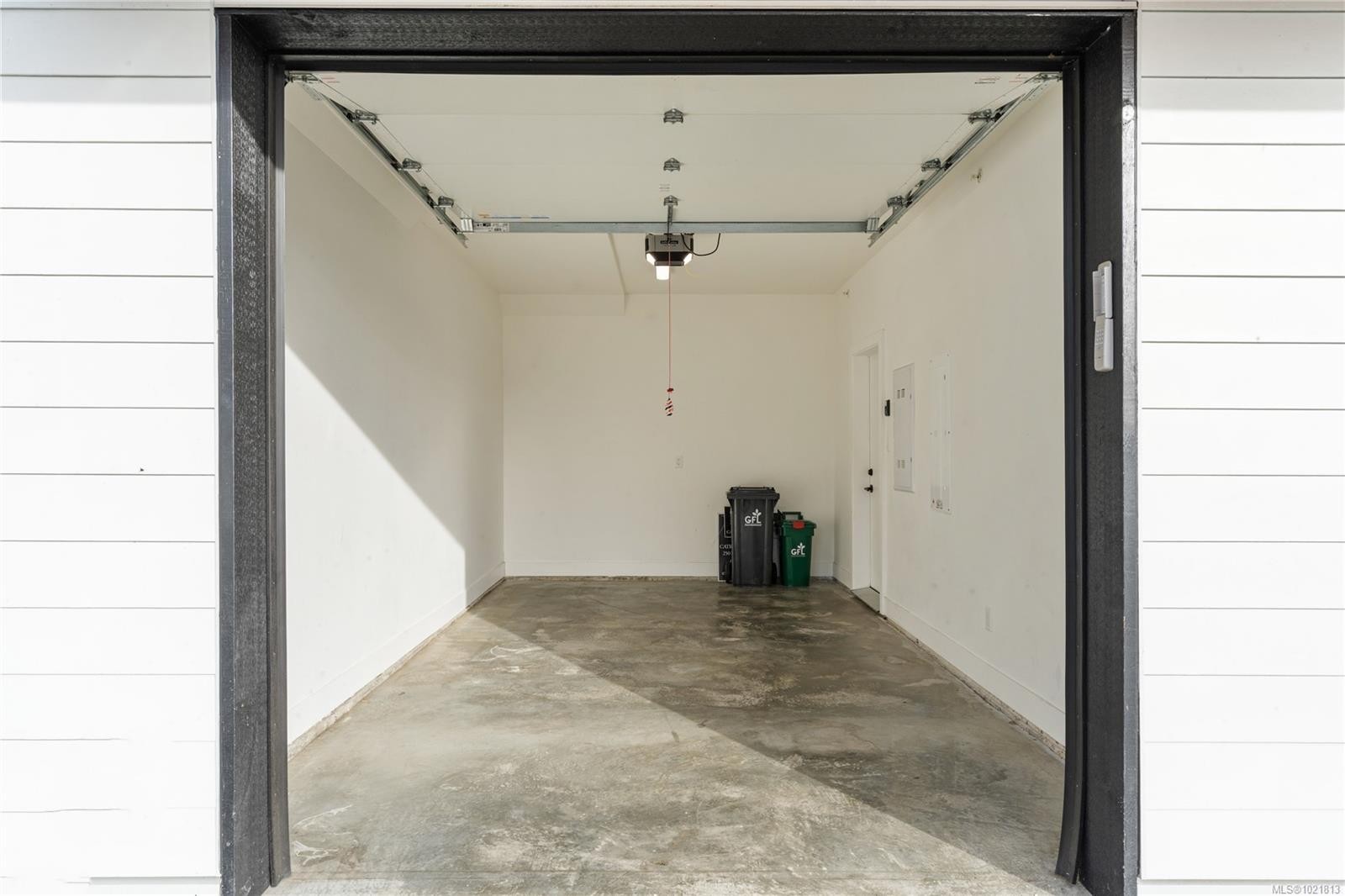 8-2330 Sooke Rd, Colwood, BC