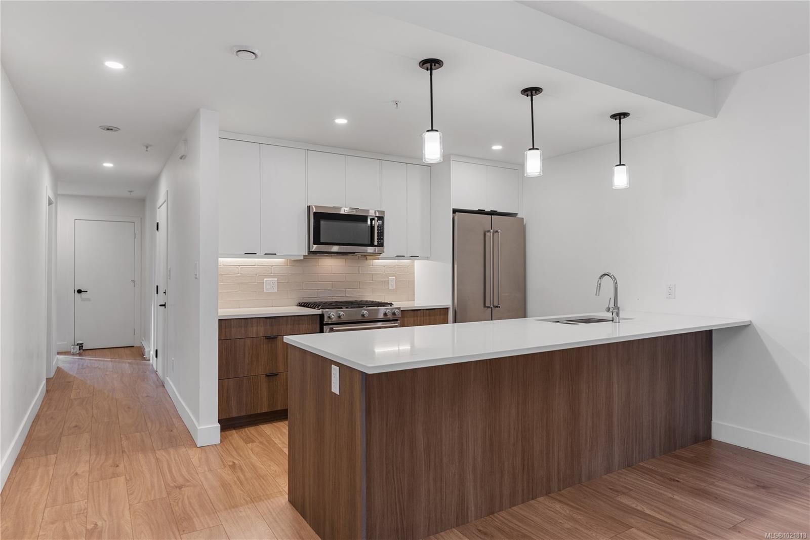 8-2330 Sooke Rd, Colwood, BC