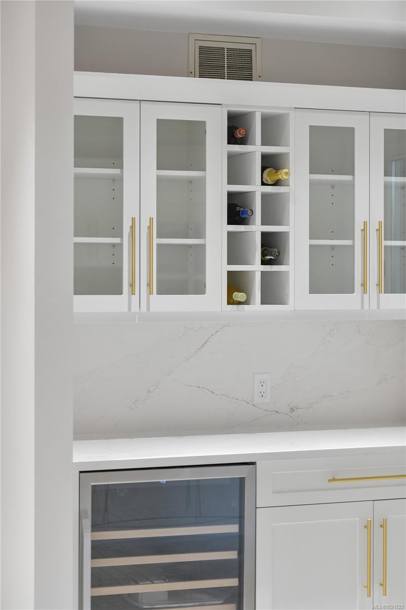 611 Island Rd, Oak Bay, BC