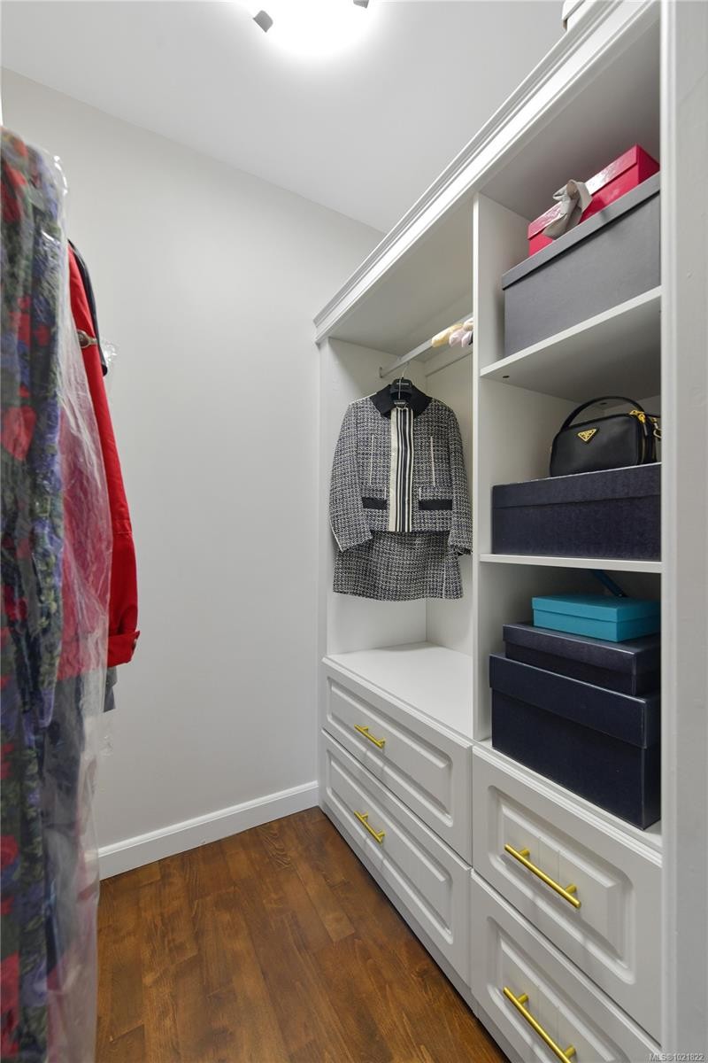 611 Island Rd, Oak Bay, BC