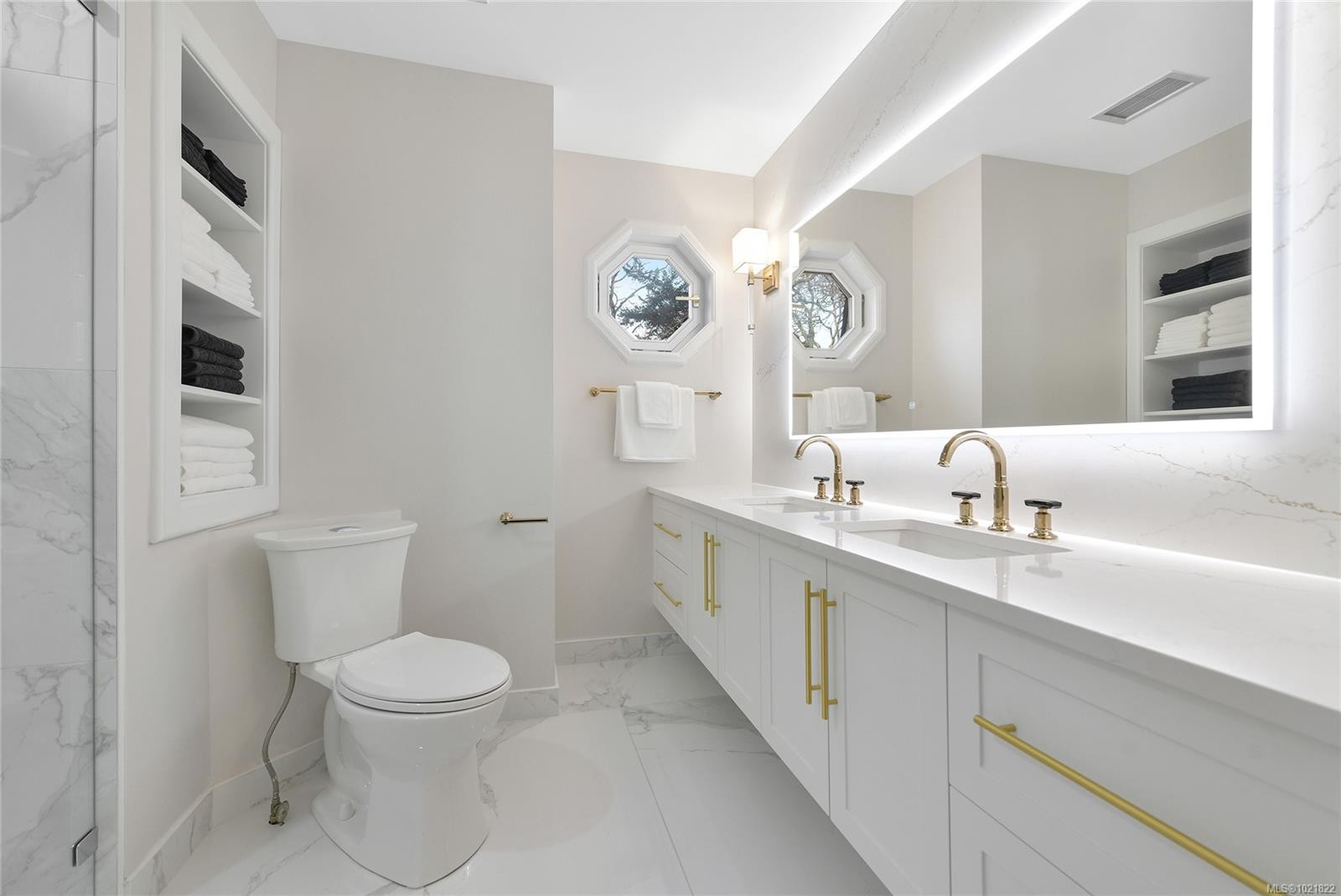 611 Island Rd, Oak Bay, BC