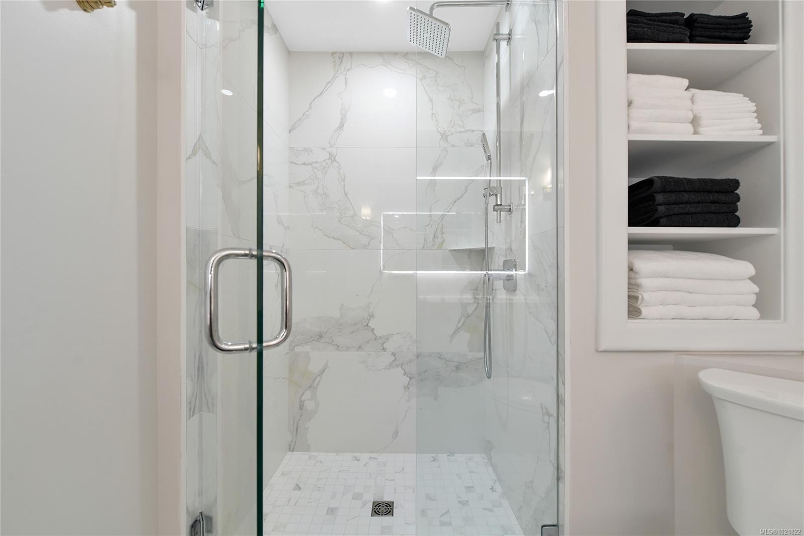 611 Island Rd, Oak Bay, BC