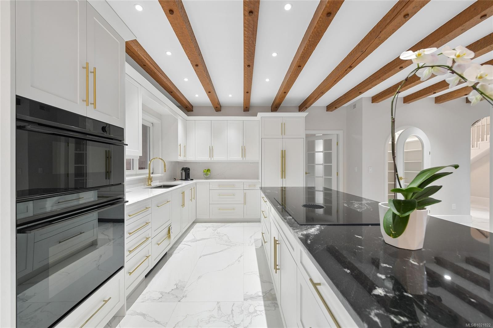 611 Island Rd, Oak Bay, BC